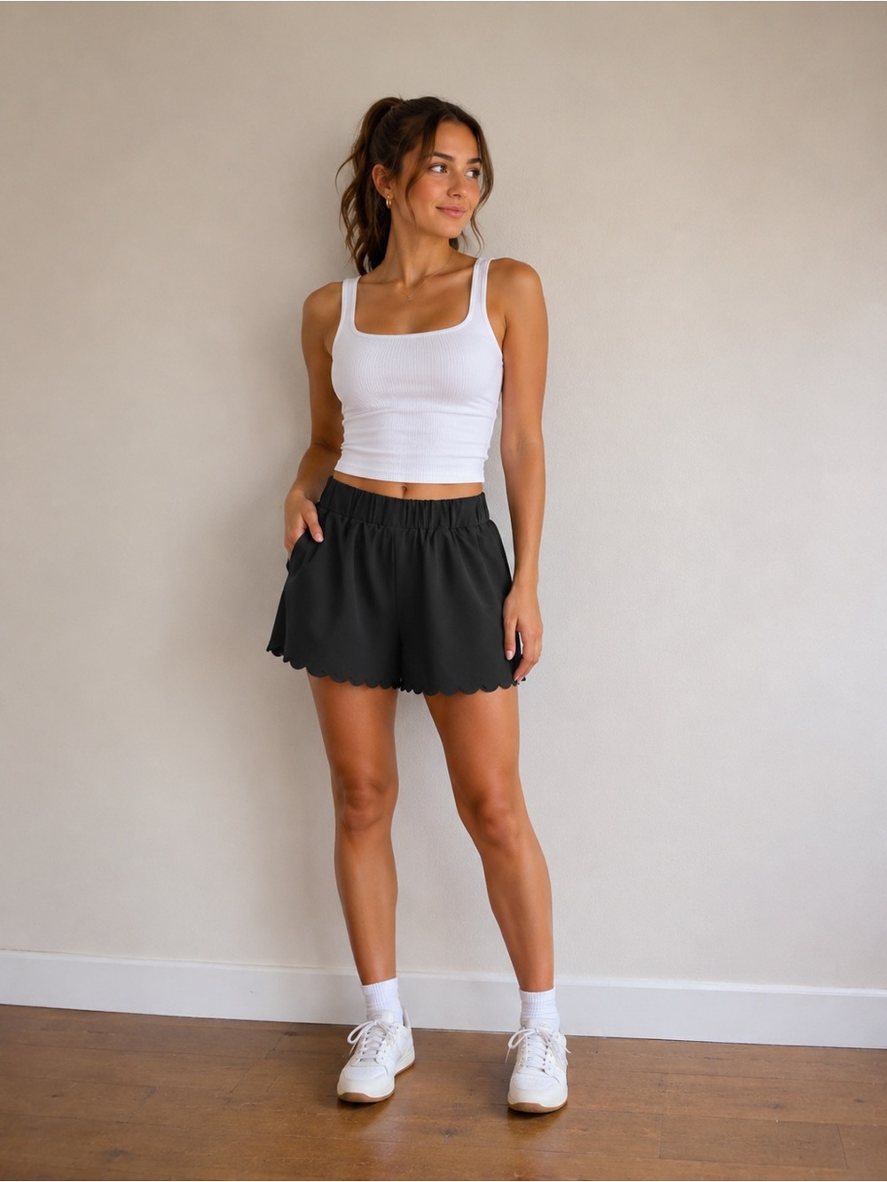 Jo+Jax Women’s Black Scallop Hem Shorts, nwt, sz 0-2